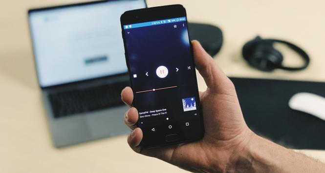 Ci, którzy uważają, że nowoczesna technologia odsyła radio do lamusa, są w wielkim błędzie.