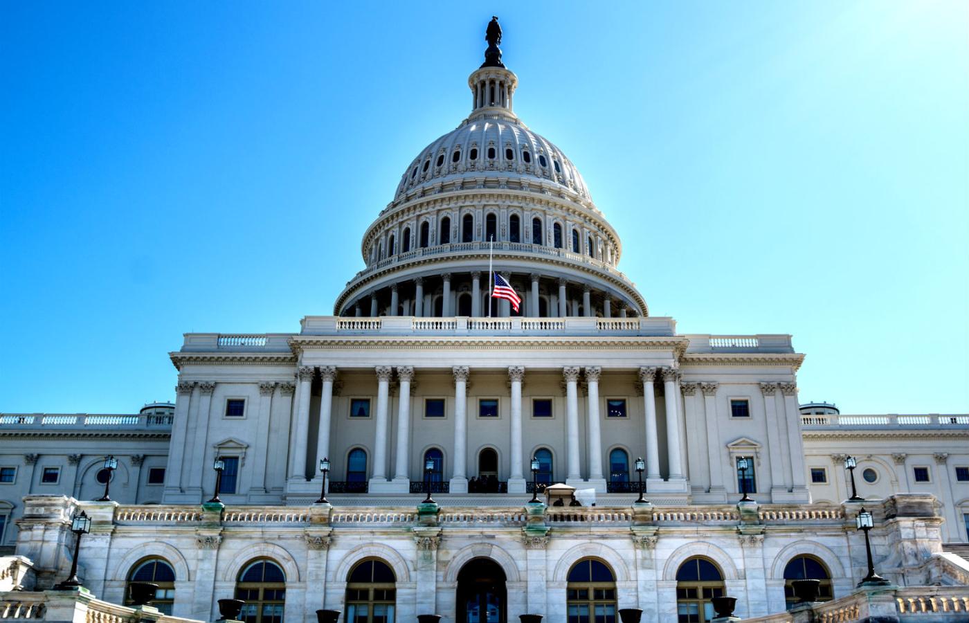 Izba Reprezentantów Kongresu USA uchwaliła ustawę dopominającą się restytucji mienia ofiar Holokaustu.