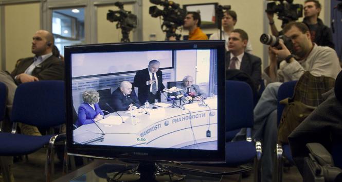 Wideokonferencja Moskwa - Warszawa. Rosyjscy specjaliści o katastrofie TU-154M pod Smolenskiem.