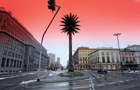 14. „Pozdrowienia z Alei Jerozolimskich” (Warszawa). Joanna Rajkowska. Jedna z nielicznych realizacji w przestrzeni publicznej miasta, która stała się jej autentyczną ikoną. Mimo setek urzędniczych przeszkód, przetrwała i jest dziś powszechnie lubiana