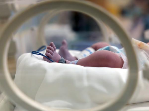 Pierwsze dni zakażenia HIV mogą być kluczowe.
