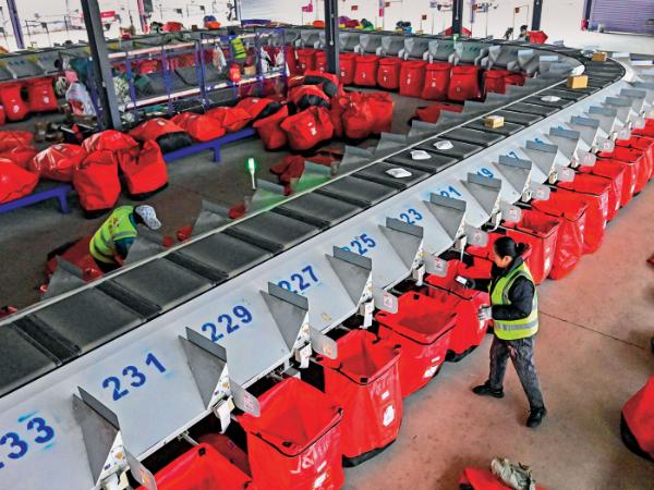 Chińskie centrum logistyczne w Qingzhou. Żeby przyspieszyć ekspansję, Chińczycy budują paczkowe huby w całej Europie, także w Polsce.