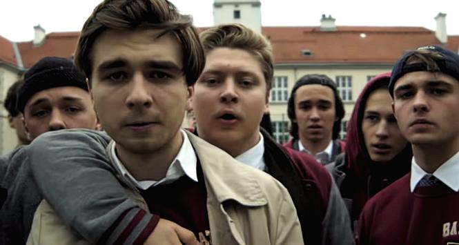 Kadr ze słynnego teledysku Maty