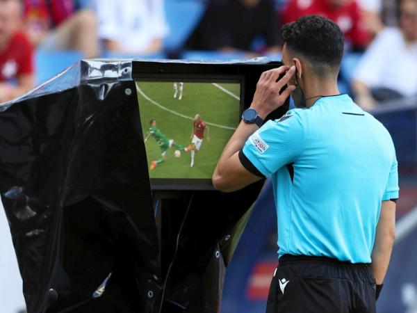 System VAR. Eliminacje Ligi Europy Wisła Kraków – Rapid Wiedeń