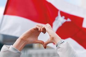 Solidarność pokoleń obala mit, że władza Łukaszenki trzyma się na nostalgii starszego pokolenia za ZSRR.