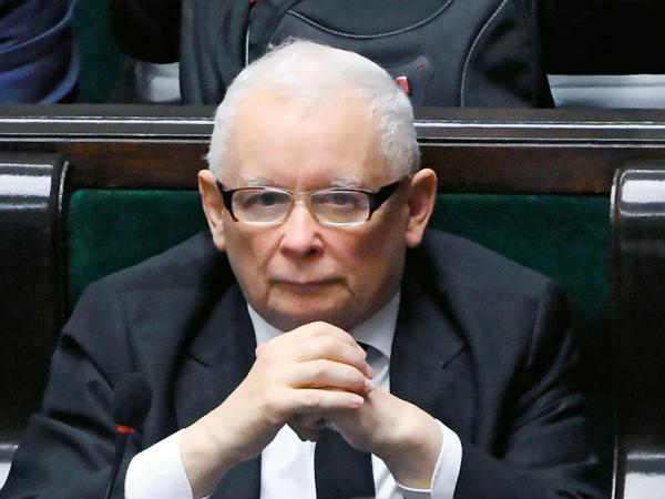 Staje się powoli jasne, że antypisowska rewolucja, która miała wyzerować prawnie i moralnie okres władzy formacji Kaczyńskiego w latach 2015–23, utknęła, być może na dobre.