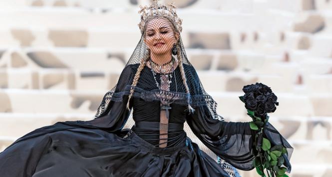 Madonna w okładkowej sesji włoskiego „Vanity Fair”.