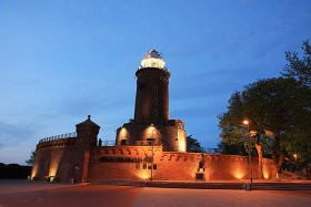 Kołobrzeg, latarnia morska zbudowana na Forcie Ujście dawnej pruskiej.