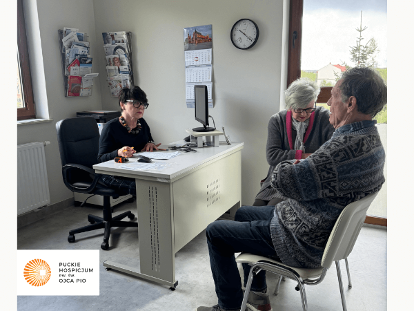 Nie tylko leczyć, ale też rozmawiać. O komunikacji i godności w opiece medycznej