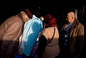 Jeszcze zdążyli kupić jej nową koszulę...