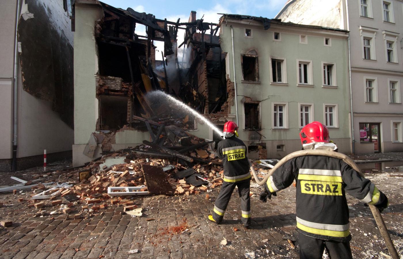 Uratowali się wszyscy mieszkańcy kamienicy przy Krasińskiego w Słupsku, 25 osób, nikt nie ucierpiał – cud, mówili nawet strażacy.