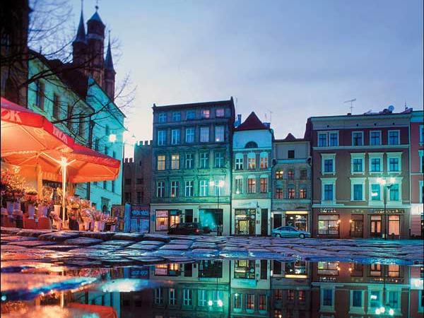 Torun, miejsce 3. w rankingu autora, klimatyczna, proturystyczna Starówka. Fot. Daniel Pach/Forum