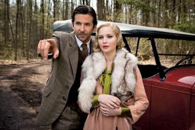 „Serena”, reż. Susanne Bier (premiera 6.02)