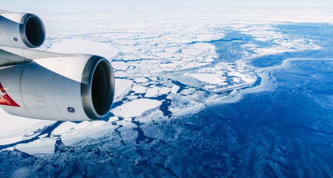 Jak dotąd, mimo trwającej od ponad 60 lat masowej eksploracji Antarktydy, nie ma na niej ani jednego stałego lotniska.