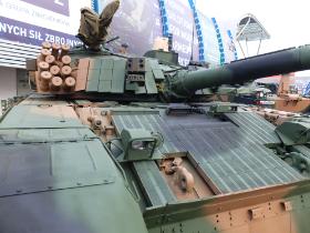 Kolejna propozycja modernizacji czołgu PT-91 o nowe przyrządy obserwacyjne. MON nie może się zdecydować, czy inwestować w stare czołgi.