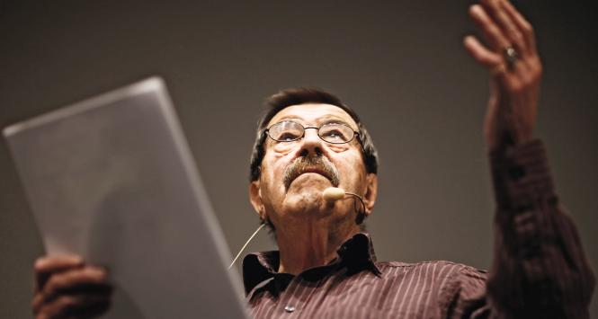 Gunter Grass wymógł na swoim biografie wycofanie informacji, że pisarz w młodości dobrowolnie przystąpił do Hitlerjugend.