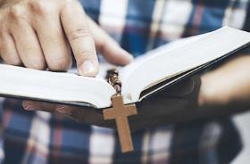 Z kościelnego rocznika statystycznego 2020 r. można się dowiedzieć, że – jeśli chodzi o duże miasta – najchętniej emigrują z katechez uczniowie warszawskich szkół. Najbardziej zaś karni są ci z Przemyśla.