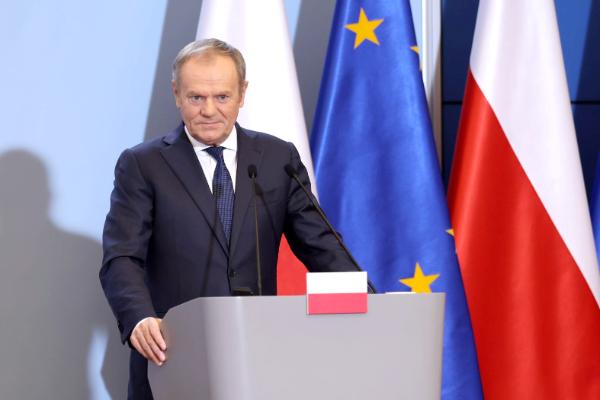 Notatnik polityczny. PiS marzył o „tysiącach Wietnamów”, więc je dostał od Tuska. I przegrywa bitwę za bitwą