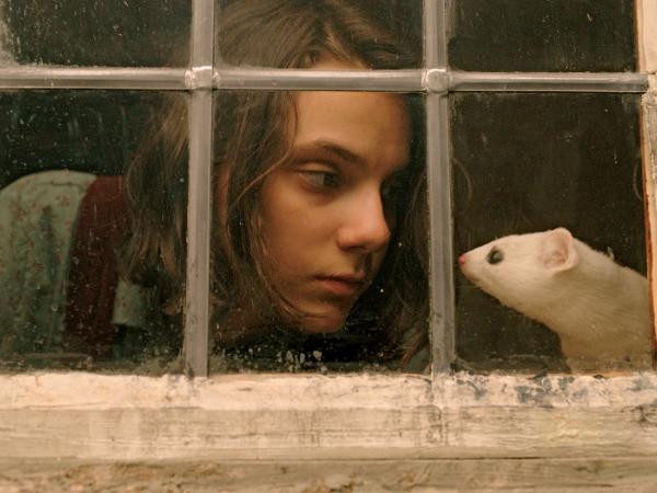 „Mroczne materie”, reż. Tom Hooper