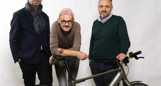 Podróż z rowerem w pociągu PKP: jak to działa, dlaczego wciąż są z tym problemy?