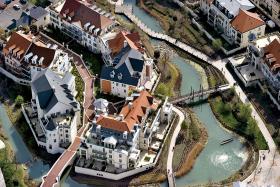 Le Plessis-Robinson na obrzeżach Paryża. Europejski neotradycjonalistyczny odpowiednik miasteczka Celebration.