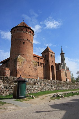 Reszel, zamek biskupów warmińskich zbudowany na miejscu wcześniejszej krzyżackiej strażnicy.