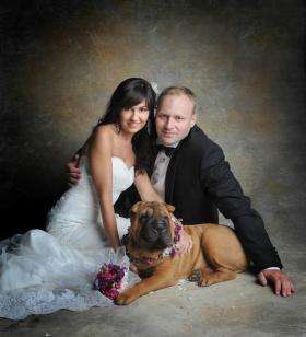 Nowy rzecznik PiS z żoną na sesji ślubnej.