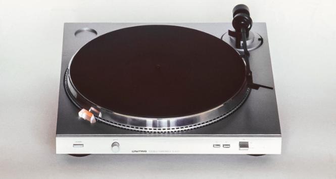 Gramofon G-8010 stał się inspiracją dla twórców nowoczesnego zestawu Hi-Fi stereo. Projektantami sprzętów Unitry i w przeszłości – Grzegorz Strzelewicz, i dzisiaj – Wiktor Szulfer, są członkowie Stowarzyszenia Projektowego SPFP.