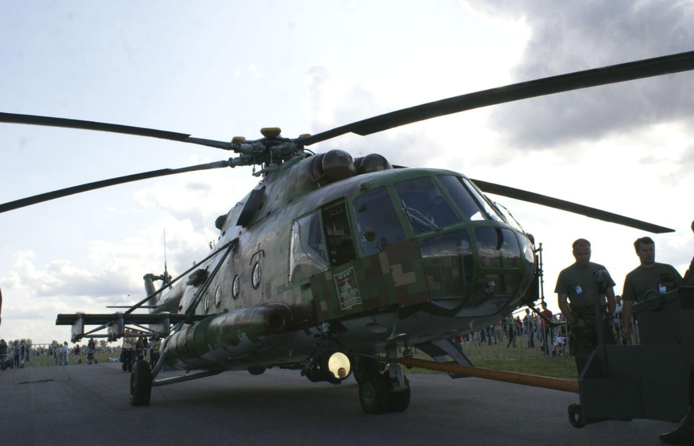 Zamiast zakupu nowych maszyn planowane są głównie remonty starych. Na zdjęciu: śmigłowiec Mi-8