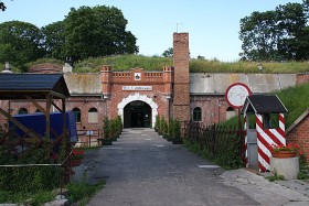 Toruń: wejście do fortu IV Yorck Żółkiewski