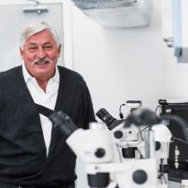 Profesor Wojciech Knap