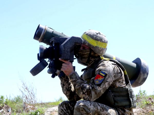 Prawdziwą furorę w Ukrainie zrobił najnowszy amerykański rakietowy system przeciwpancerny FGM-148 Javelin.
