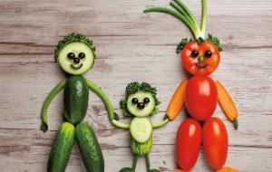 W świadomości wyborców prawej strony utrwaliło się przekonanie, że liberałowie i lewica zamierzają karmić naród świerszczami.