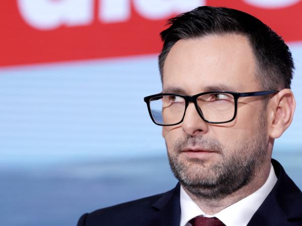 Daniel Obajtek, były prezes Orlenu za rządów PiS i Suwerennej Polski, nie stawił się na wezwania prokuratury.