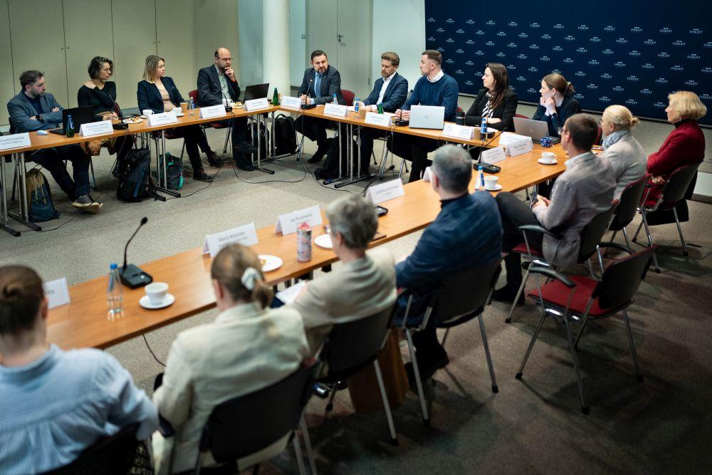 Wdrażanie dyrektywy AAQD w Polsce