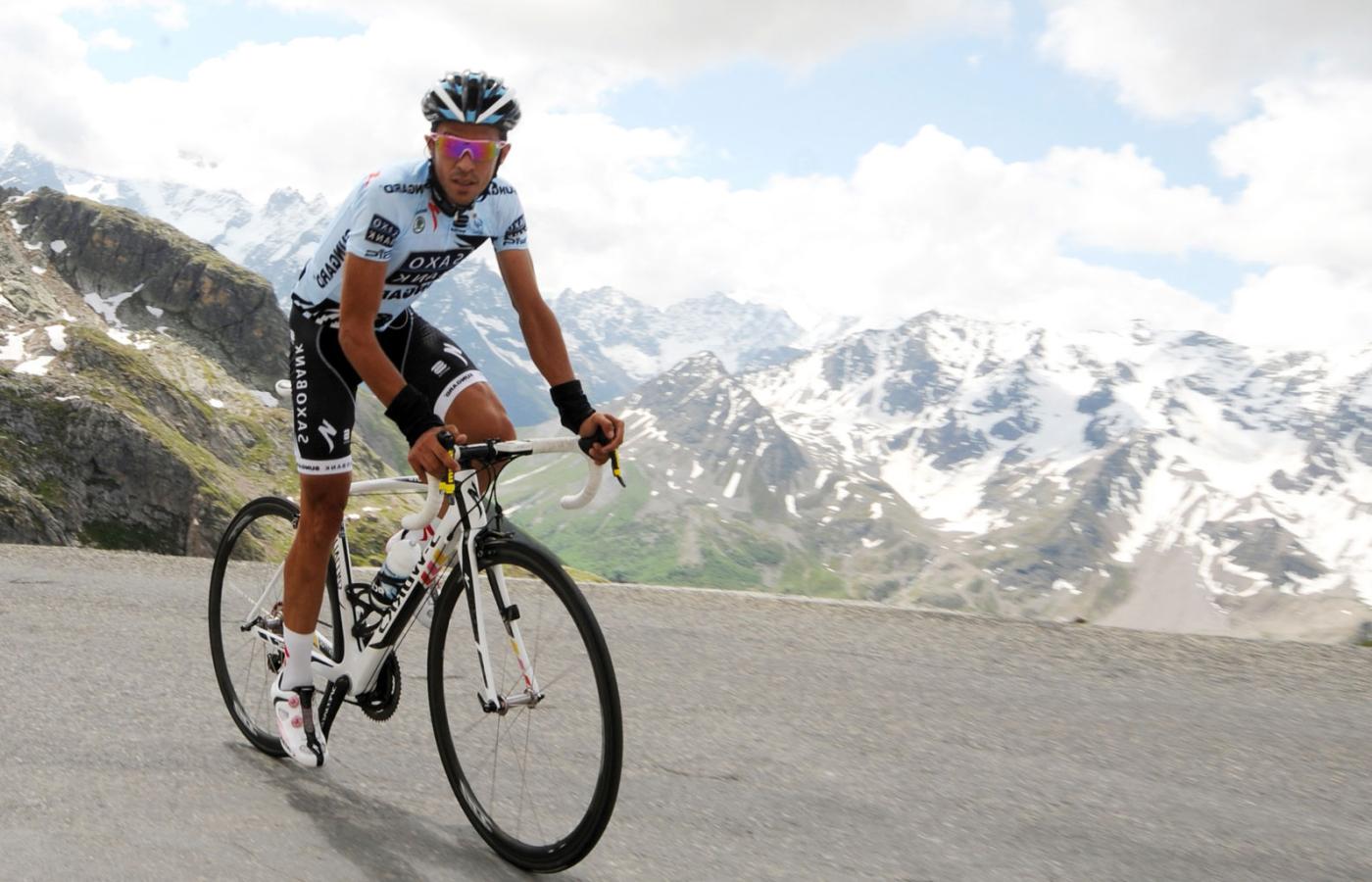 Alberto Contador - jeden z wielkich kolarzy, którzy nie zdołali uniknąć oskarżeń o doping.