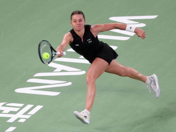 Maja Chwalińska pokonała wyżej notowaną Igę Świątek w półfinale turnieju w Wuhan. 17 października 2026 r.