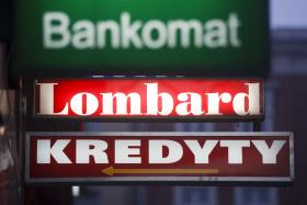 Wartość zagrożonych kredytów hipotecznych w ubiegłym roku wzrosła o blisko połowę. Dla banków i nadzoru to problem ekonomiczny. Dla kilkudziesięciu tysięcy młodych rodzin – życiowa katastrofa.