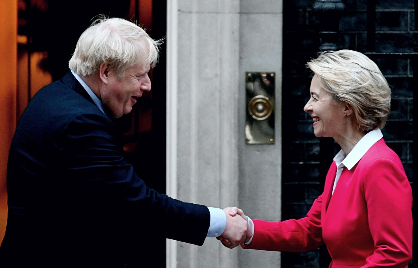 Boris Johnson i Ursula von der Leyen. Zdjęcie ze stycznia 2020 r.