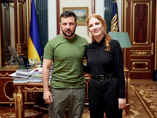Wołodymyr Zełenski i Jessica Chastain w Kijowie, 7 sierpnia 2022 r.