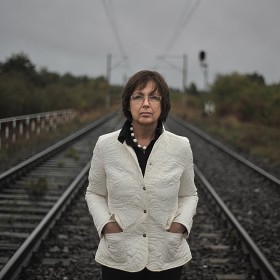 Arleta Matuszewska wywalczyła w Strzeszynie szkołę, teraz walczy  o normalny dojazd do miasta.