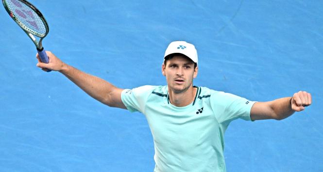 Hubert Hurkacz awansował do ćwierćfinału Australian Open.