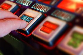 Ustawę o grach hazardowych znowelizowano w listopadzie 2016 r., a weszła w życie 1 kwietnia 2017 r.