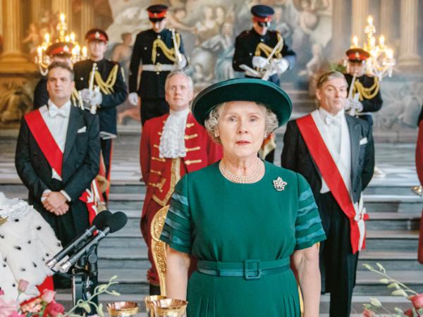 Imelda Staunton jako królowa Elżbieta II w najnowszym sezonie serialu „The Crown”