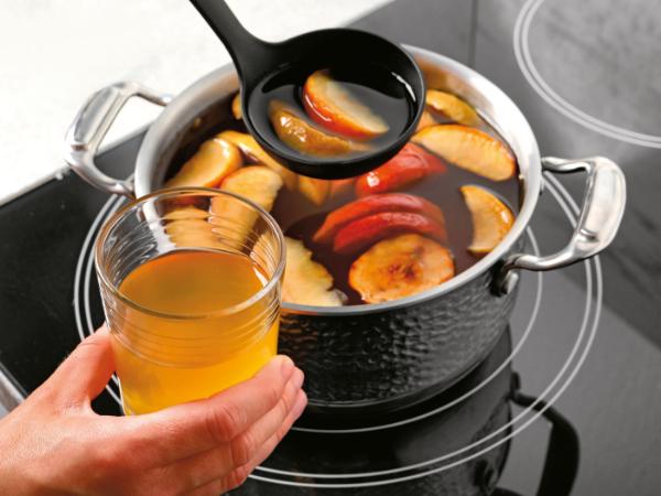 Kompot, popularny w Polsce, nie jest naszym wynalazkiem.