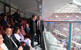 Aleksandr Łukaszenka, Dimitrij Miedwiediew i Władimir Putin na Mistrzostwach Świata FIFA w Rosji 2018.