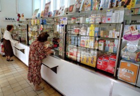 Od przyszłego roku superrabaty na leki mają się skończyć. Marże dla wszystkich aptek będą sztywne.