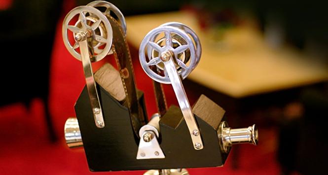 Statuetka kamery filmowej