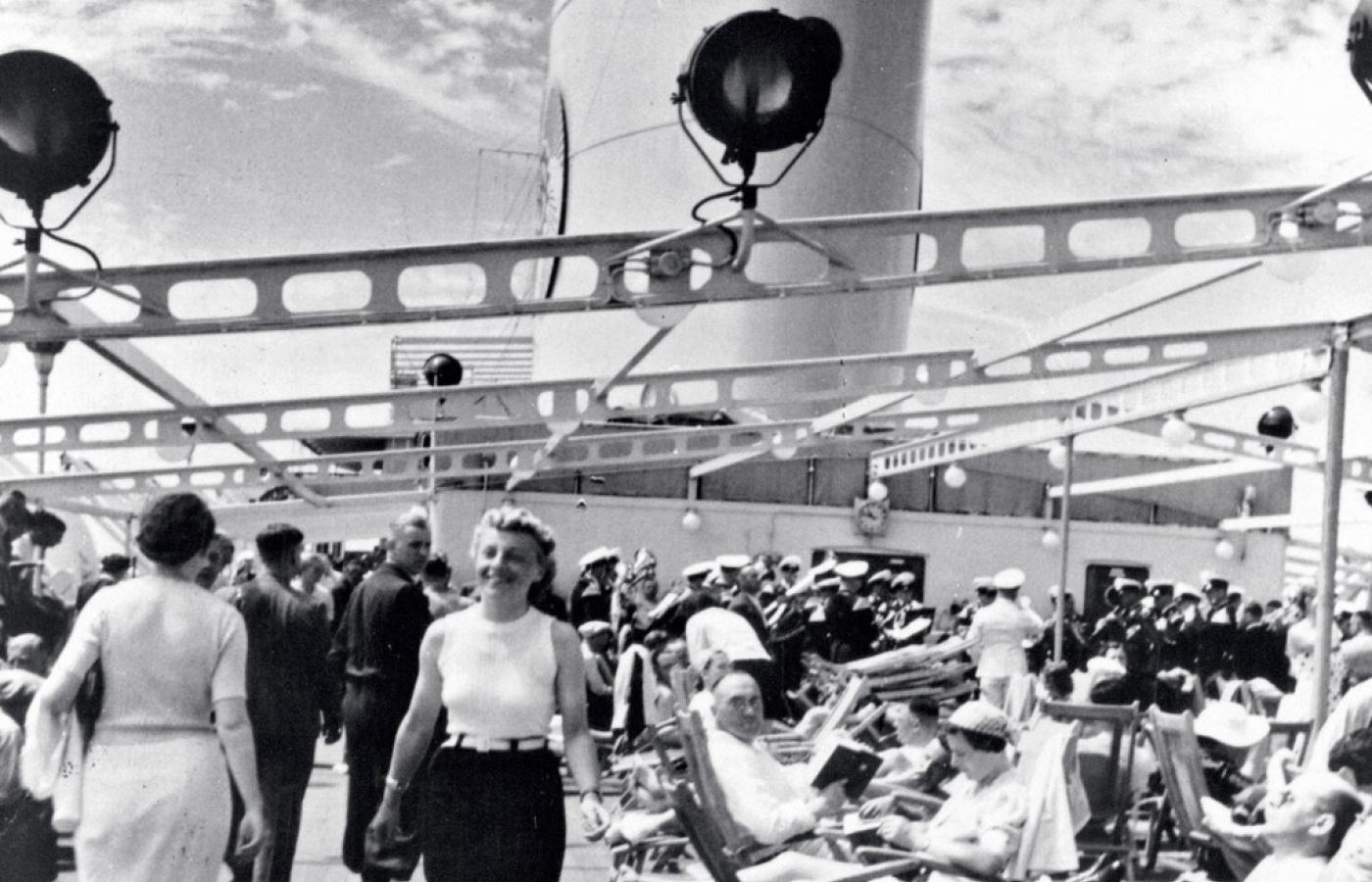 Na pokładzie statku „Robert Ley”, w ramach zbiorowego wypoczynku organizowanego przez Siłę przez Radość (KDF), kwiecień 1939 r.