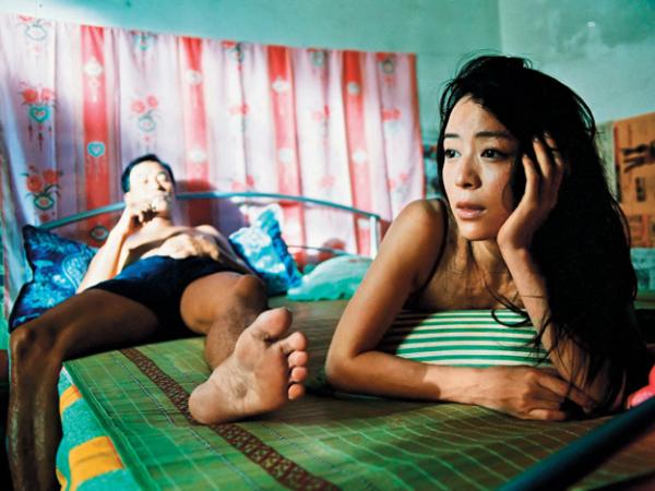 Kadr z filmu „Noc i mgła”